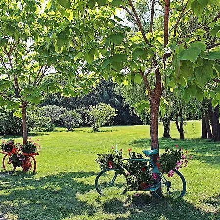 אתר נופש Duni Village 4*